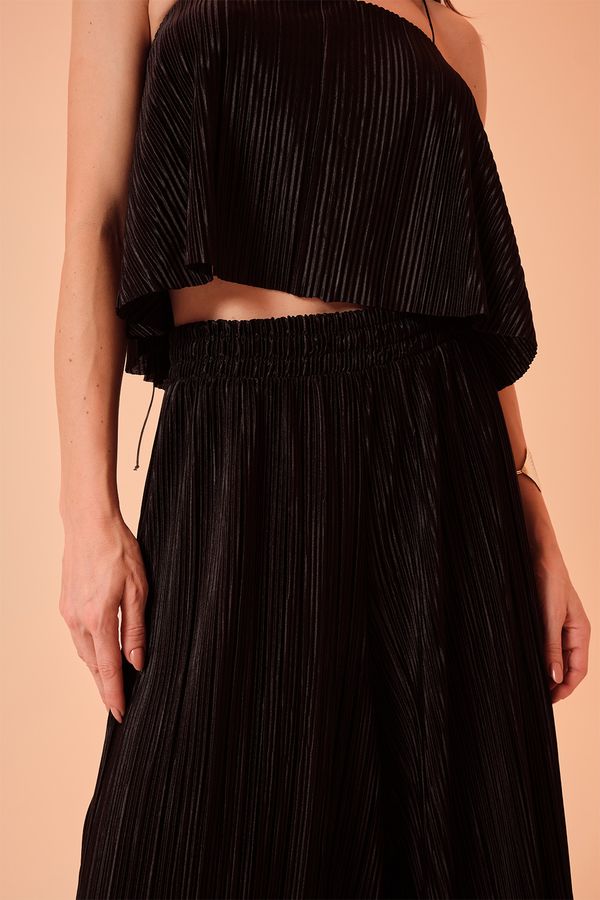 Calça Pantalona Malha Plissada - Preto