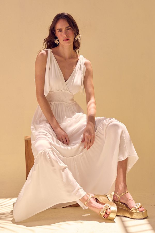 Vestido Cropped Bossa - Off