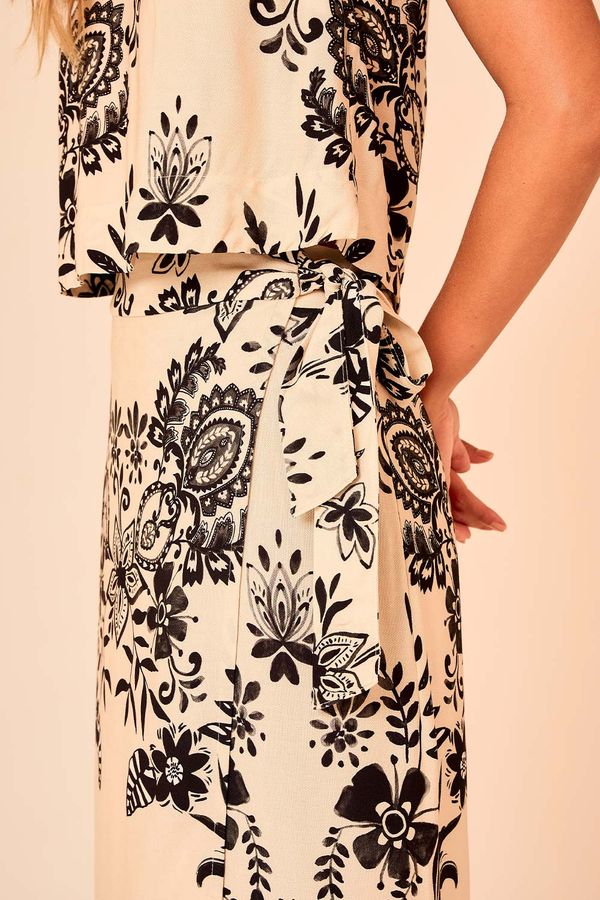 Saia Transpassada Floral Arabesco - Estampado
