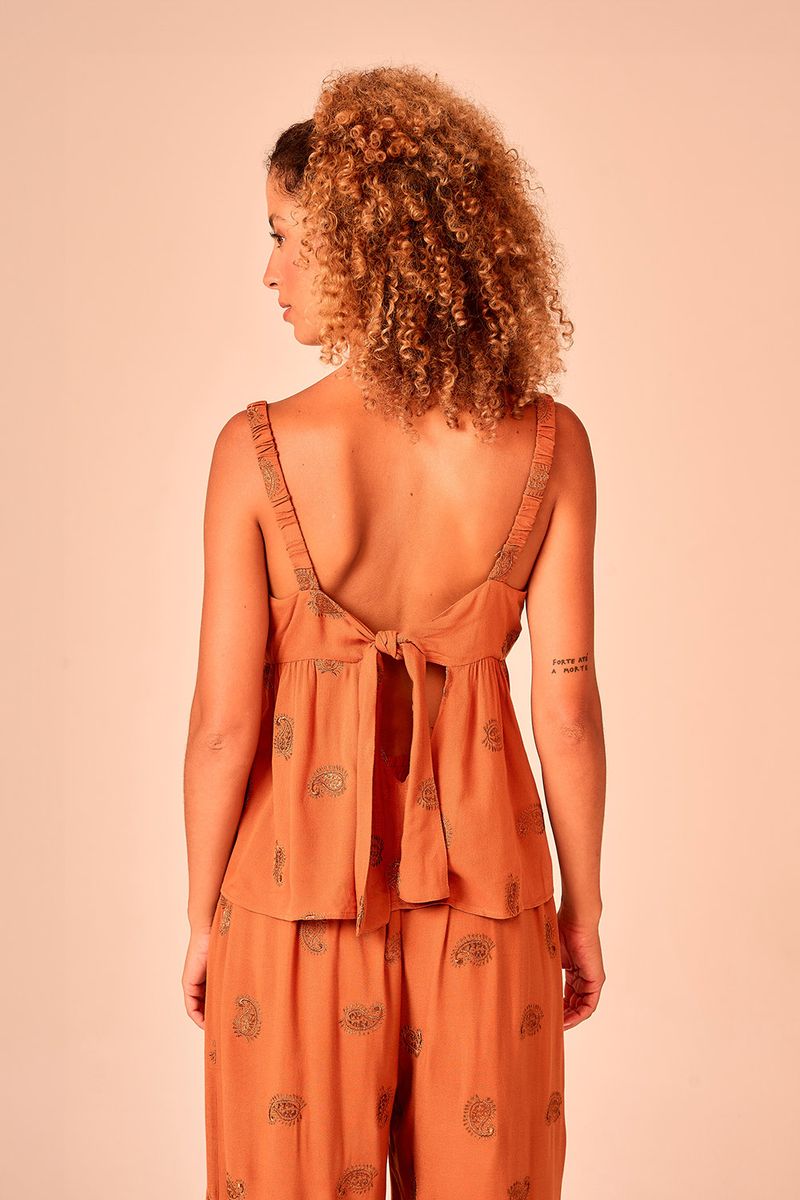 02100043_0035_05-BLUSA-BORDADO-PAISLEY