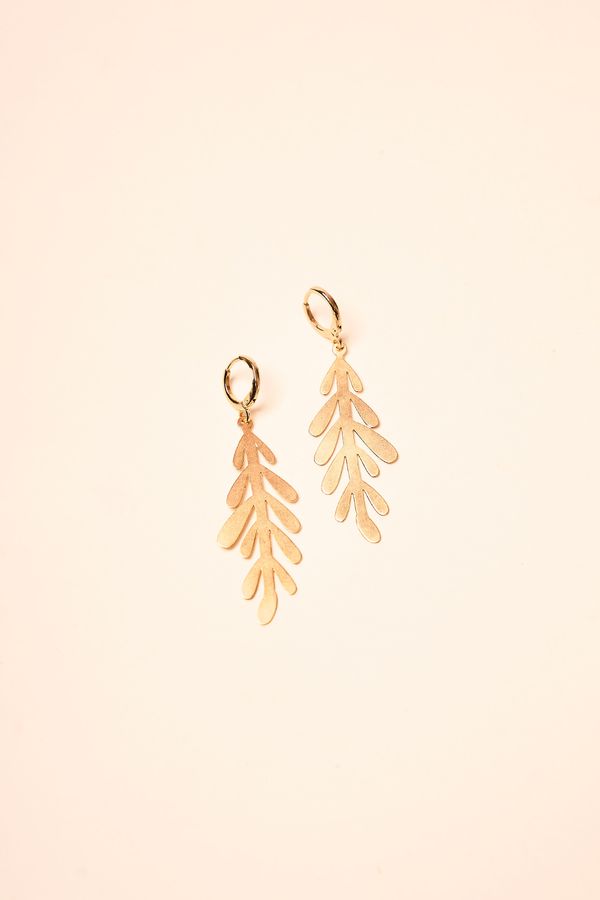 Brinco Metal Folha - Dourado