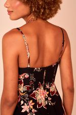 01030084_0020_5-VESTIDO-CROPPED-ARARA-BORDADA