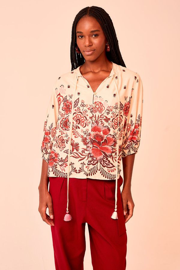 Bata Fauna Bordada - Estampado